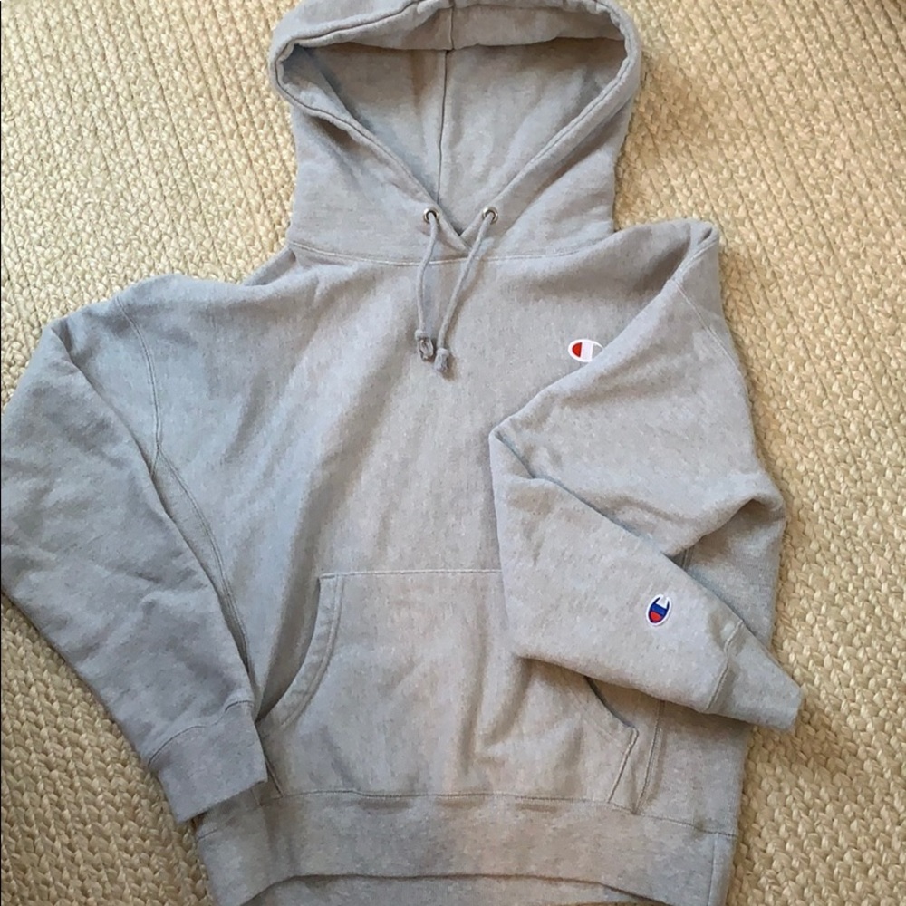 Grey women’s champion hoodie